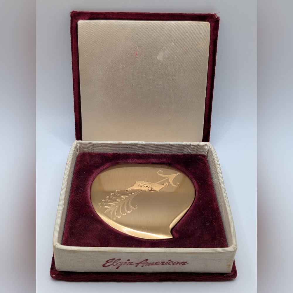 Vintage Elgin American Heart-Shaped Compact w/ Original Velvet Box – 1950s